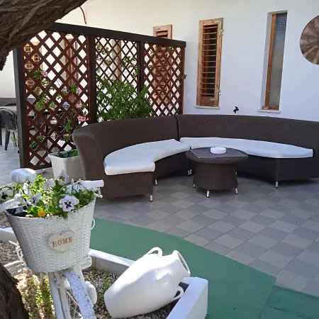 Apartmán Oleandro Santa Maria Navarrese