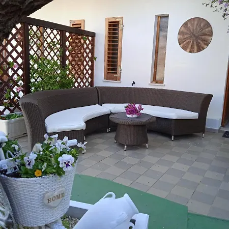 Oleandro Apartmán Santa Maria Navarrese