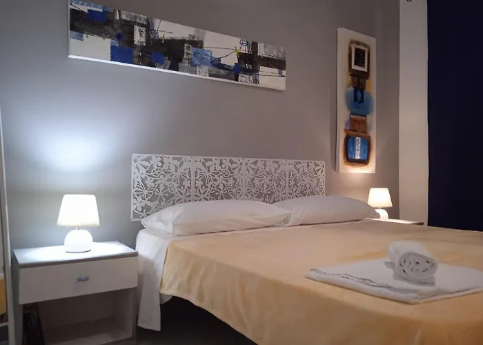 Oleandro Santa Maria Navarrese